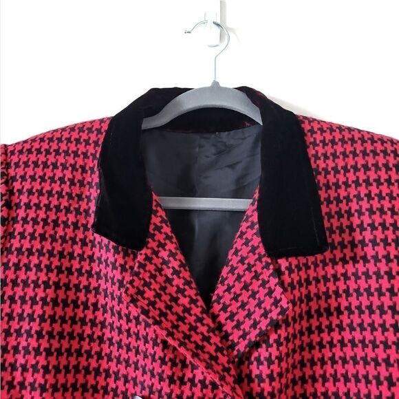 Vintage Red Houndstooth Short Sleeve Blazer - Picture 2 of 4